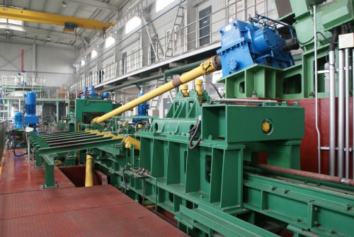 天津钢管集团股份有限公司试验室车间轧机穿孔生产线